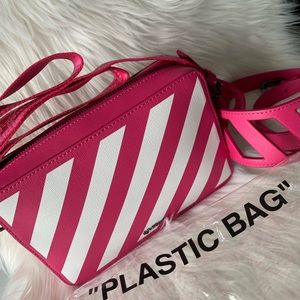 Off-White Belt Bag/ Crossbody 💕